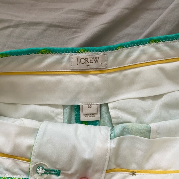 Yellow and green pineapple JCrew shorts size 00 - Picture 2 of 3